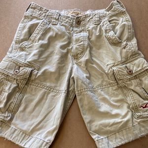Size 28 cargo shorts (Hollister)